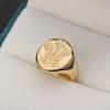 European and American British Royal Family Emblem Ring, Niche Golden Vintage Seal Stamp, Trendy Men's Tail Ring, Light Luxury