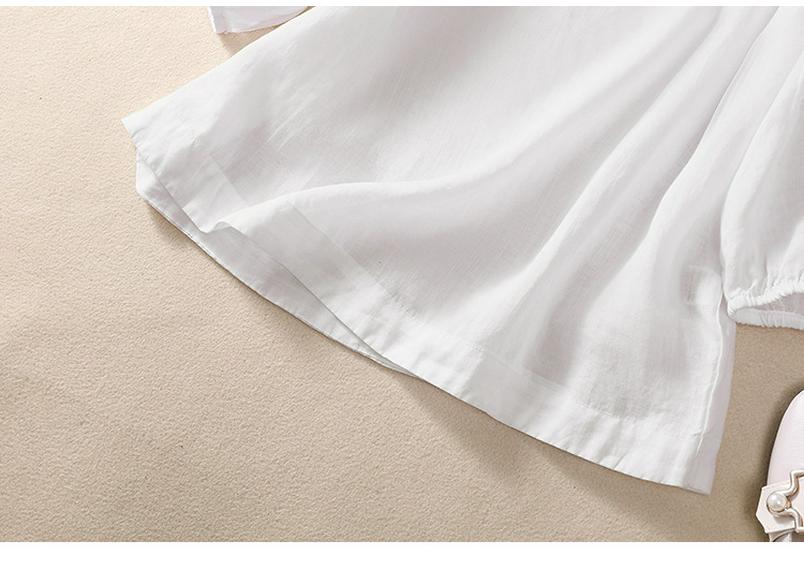 2025 Summer Artistic V-Neck Embroidered Floral Women's Shirt with Five-Point Sleeves