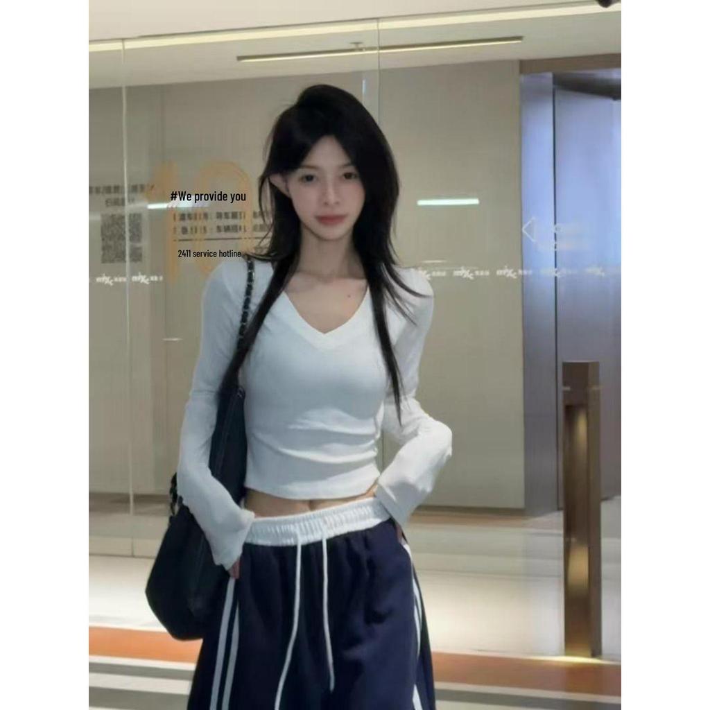 Korean Style Women's White V-Neck Long-Sleeve Slim Fit Cropped Top - Autumn Waist-Cinched Hot Girl Inner Layer Tee