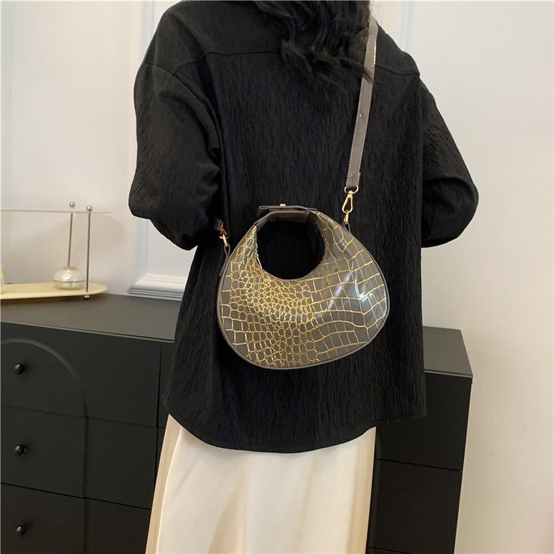 Stone pattern popular women 2024 new fashion simple spring temperament chain large capacity shoulder handbag
