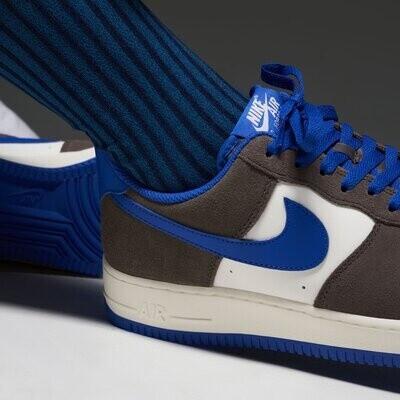 Nike Air Force 1 '07 LV8 Sneakers Grey