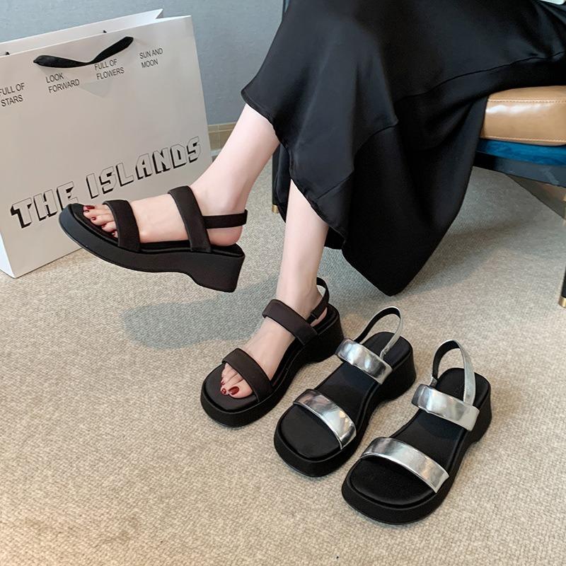 Platform Sandals Women's Summer Wear Cool Slippers Silver Casual Women's Shoes Wide Fat Feet Plus Fat Large Size Women's Shoes