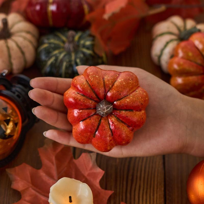 2 SZT. Sztuczne Dynie Realistyczna Symulacja Mieszane Dynie Sztuczne Dynie na Festiwal Halloween Święto Dziękczynienia Jesienne Żniwa Dekoracja Domu Halloween