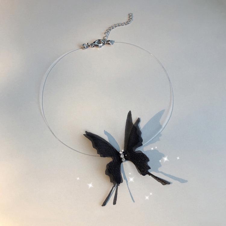 Korean version of temperament butterfly collarbone chain 2025 new niche design necklace female tide Internet celebrity cold wind neck chain