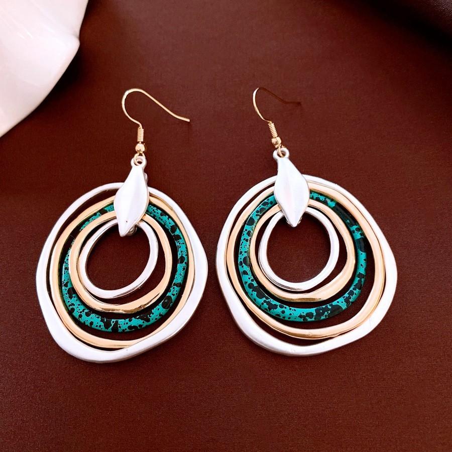 Silver Needle Diamond Oval Pendant Fringed Earrings Medieval Vintage Court Style Stud Earrings Light Luxury Retro Earrings