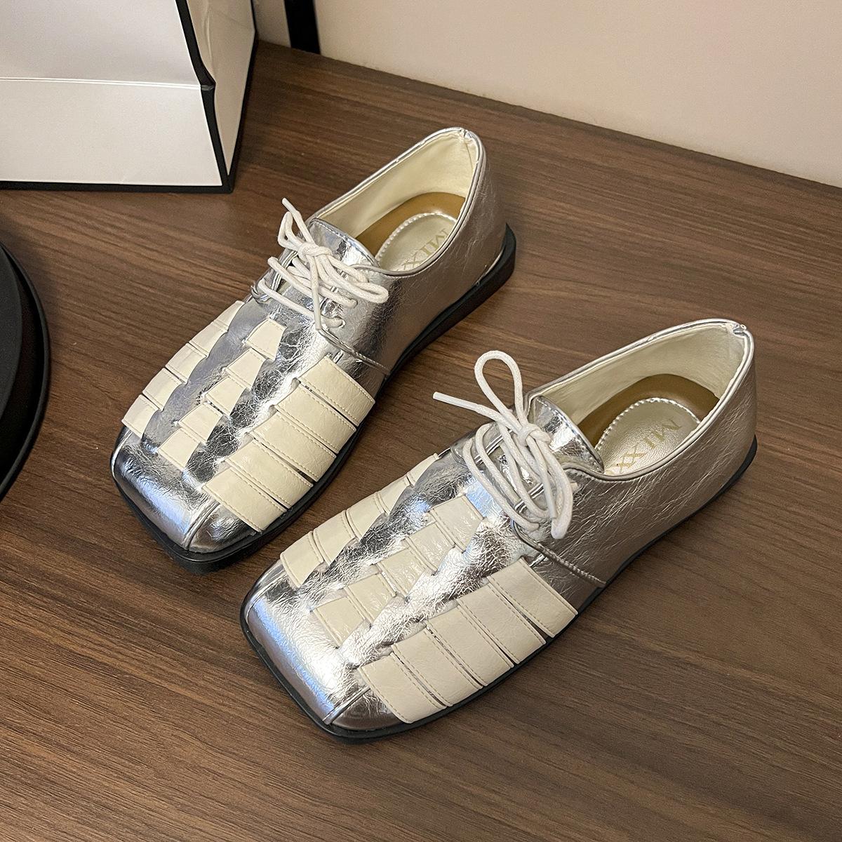 

Woven hollow Roman shoes women s summer soft sole 2025 new niche design square head lace-up low-heeled bag head sandals 40