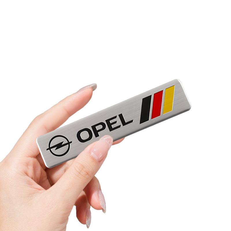 Nueva Pegatina Insignia de Aluminio 3D Para Opel Corsa Astra Insignia Vectra Zafira Mokka Grandland Vivaro Maletero Trasero Duradero Auto