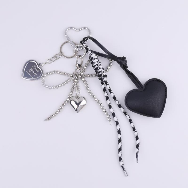 1 Piece Key Holder For Women Pu Leather Heart Bowknot Keychain With Fashionable Woven Lanyard Handmade Bag Pendant