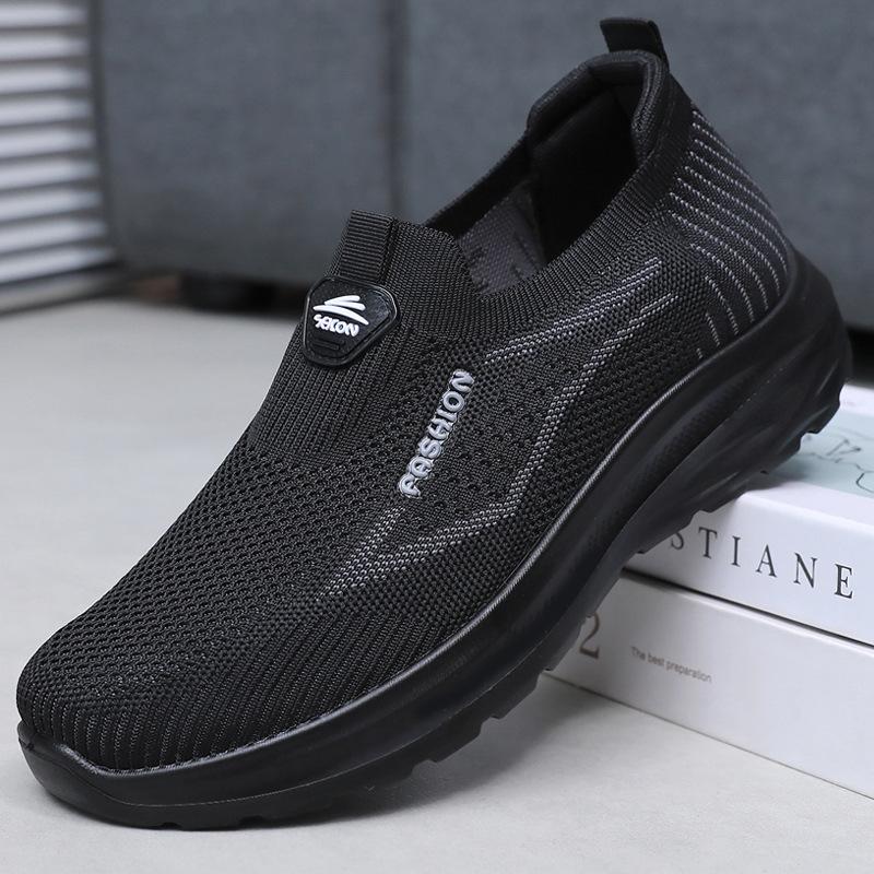 

Старинные пекинские тканевые туфли для мужчин среднего и пожилого возраста, однопедальные туфли для пап, повседневная спортивная обувь с мягкой подошвой, тканые дышащие прогулочные мужские туфли 39 чёрный