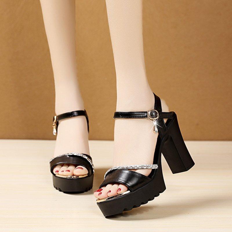 Women's  Sandals Casual Design Ladies Summer Thick High Heels Comfortable and Personalized Ankle Straps Sexy Sandals for Women