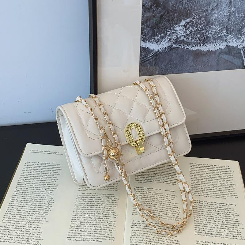 High Value Small Bag Women 2025 New Trend Fashion Diamond Chain Messenger Bag Small Square Bag High Value