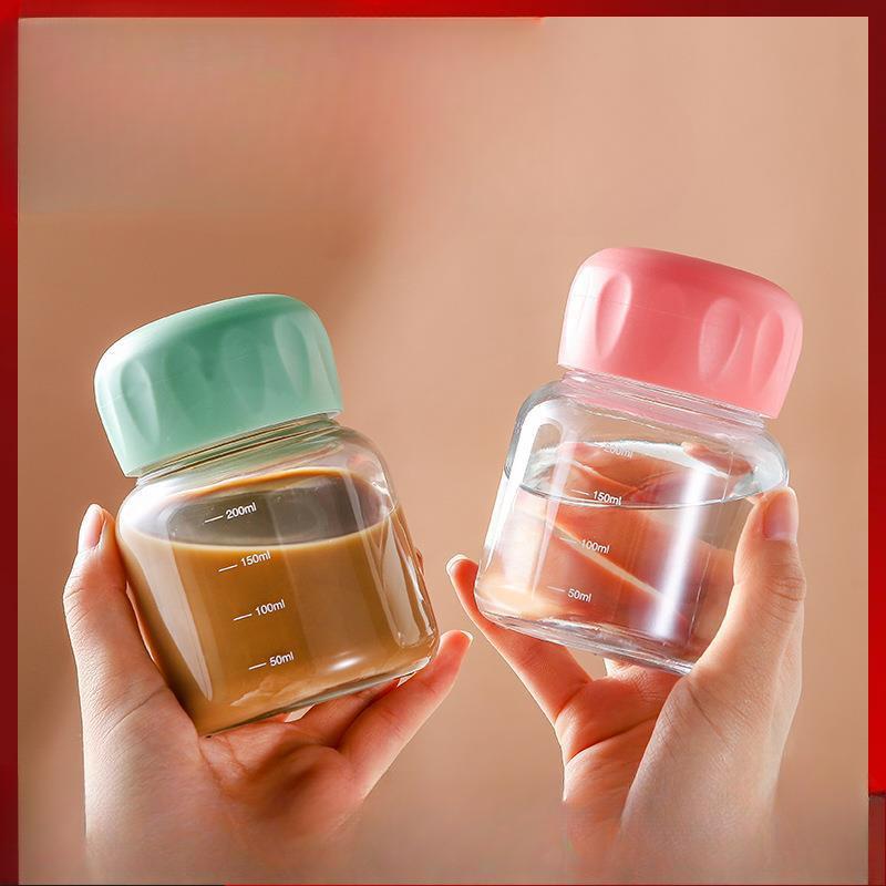 The Chubby Cup with Scale Glass Water Cup Is Divided Into Small Chubby Cups and Soy Milk Cups