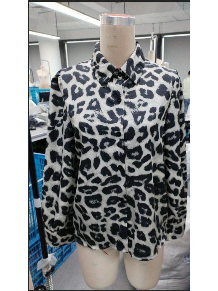 2026 Spring/Summer Leopard Print Long-Sleeve Lapel Shirt - Elegant, Versatile, and Perfect for Commuting.