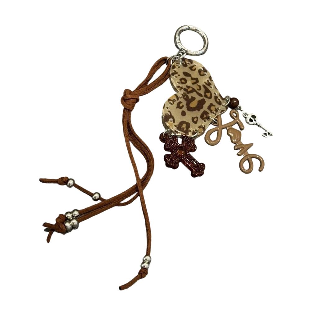 Snygg Leopardmönstrad Hjärta Nyckelring Akrylhänge Nyckelring Väskberlock för Kvinnor Modeaccessoarer