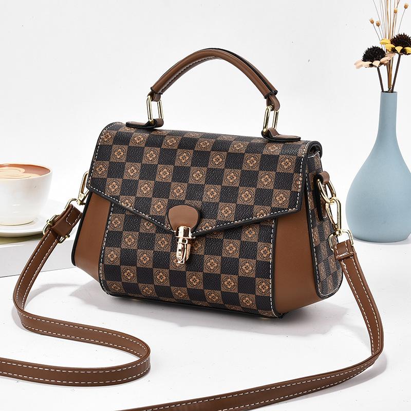 Pu small square bag women's 2025 new bag high-end sense versatile shoulder messenger bag fashionable women's small bag women's bag tide