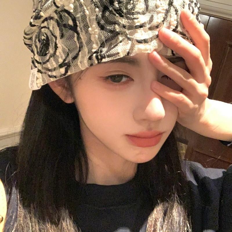 Y2k Trendy Genderneutral Rose Flower Lace Cold Hat For Adult Spring Fashion