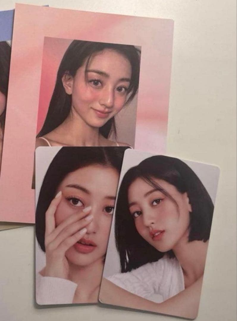 [USED] TWICE Jihyo Milk Touch Cosmetics Bonus: Photocard & Postcard