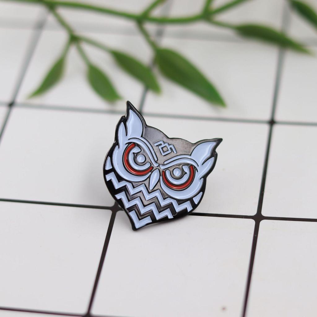 Black and White Cartoon Owl Brooch - Versatile Pendant for Clothing and Backpacks, Perfect Gift for Friends