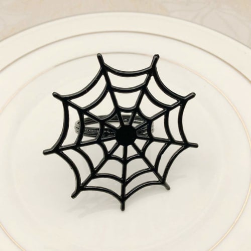 LEDMOMO 6-Piece Spider Web Napkin Rings, Halloween Napkin Rings, Alloy Spider Net Napkin Holders, Halloween Table Decor ()