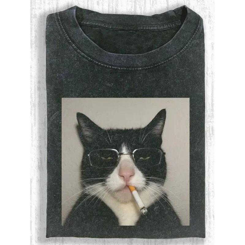 A Trendy Short-Sleeve T-Shirt Featuring a Smoking Cat Meme, Made from High-Quality 230G Washed Pure. It'S The Perfect Stylish Gift with a Great Feel