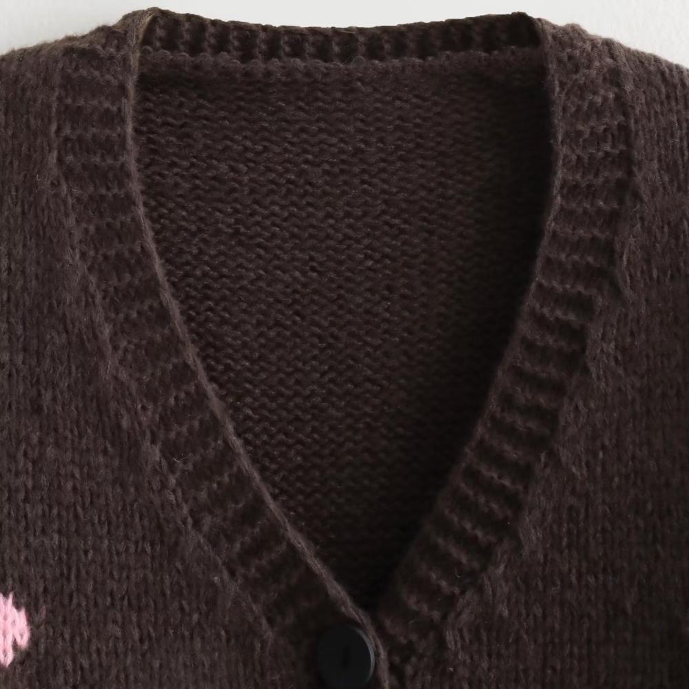 2025 Autumn and Winter New Women's Clothing V-neck Three-dimensional Inlaid Flower Lazy Wind Knitted Jacket