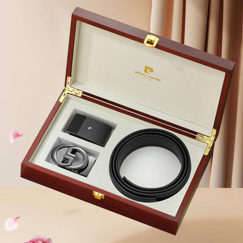 

Pierre Cardin Men s Leather Belt Set
