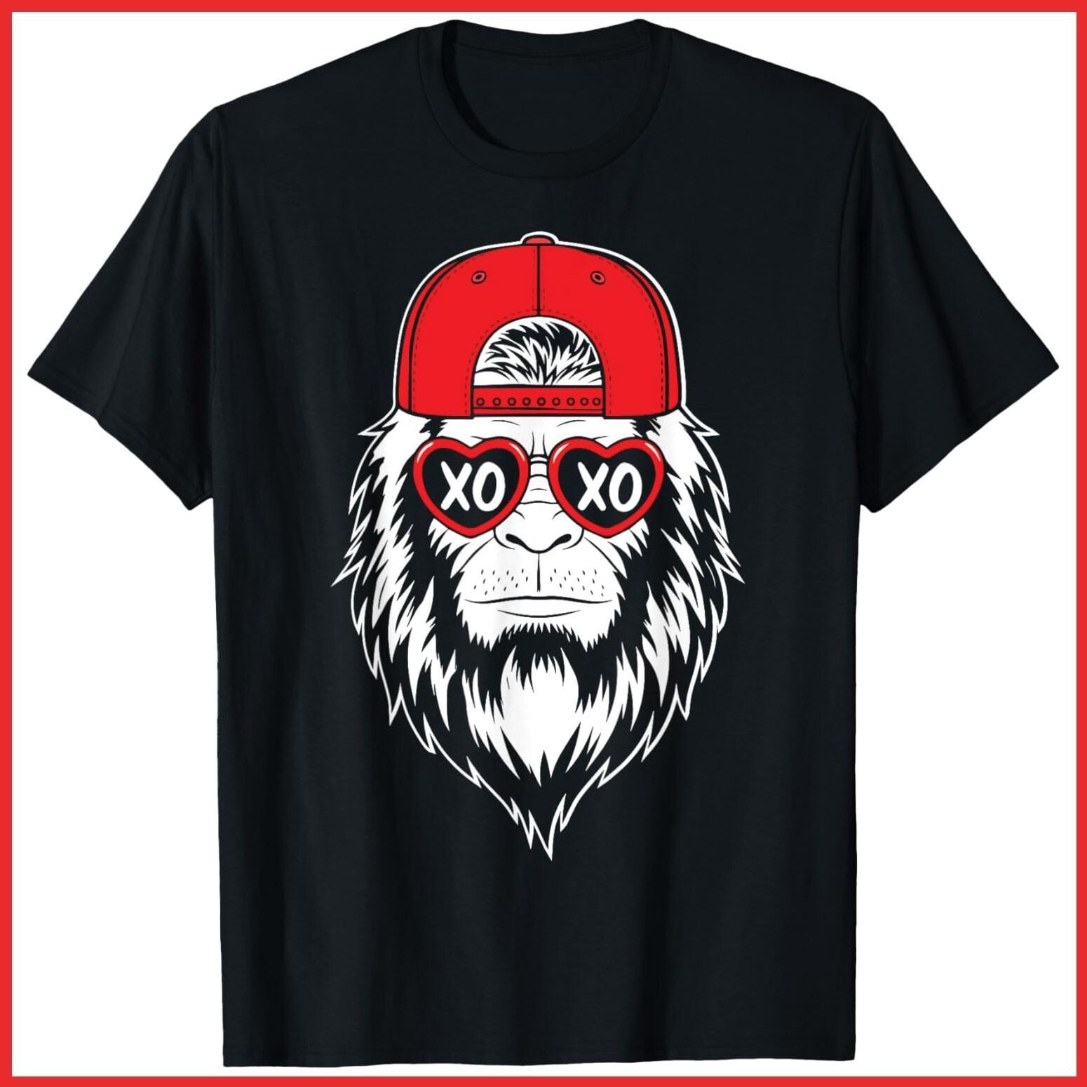 Funny Bigfoot Heart Sunglasses Trucker Hat Love Sasquatch Black Cotton T-Shirt S