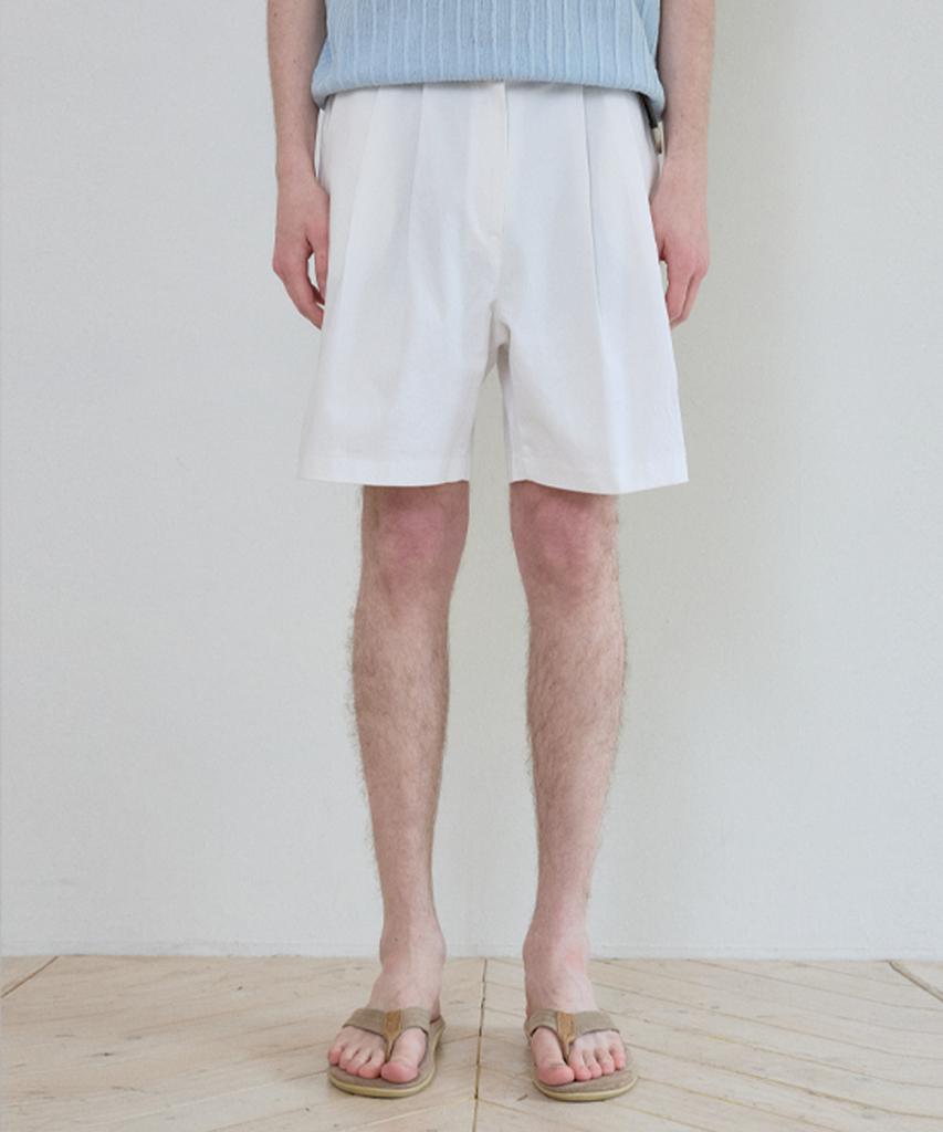 Wednesday Oasis Pure Cotton Double-Pleat Shorts_Ivory(W25-Pt03)
