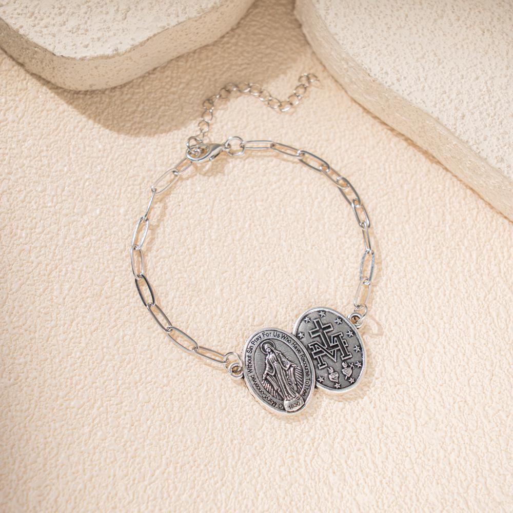 

Virgin Mary Alloy Lobster Clasp Bracelet: Versatile Religious Fashion Accessory Electroplated