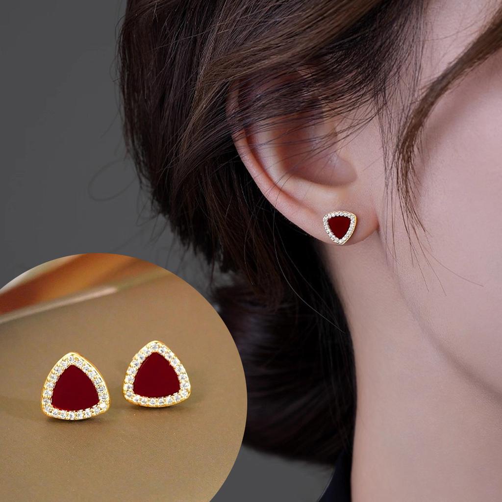 Wine red triangle atmosphere earrings for women