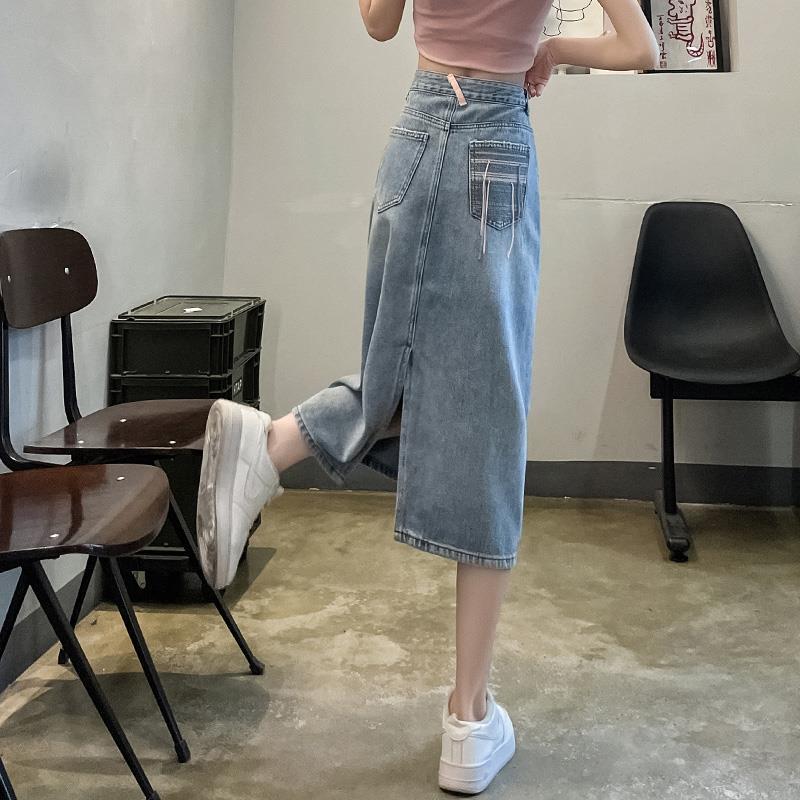 Spring and Summer Denim Skirt for Women In Summer New Denim Slit Small Person Looking Taller and Slim Denim Skirt Personalized Pocket