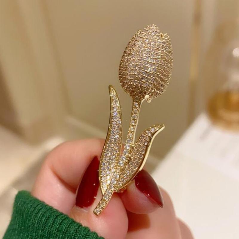 Super Piękna Francuska Broszka Bukiet Tulipanów z Pełnym Diamentem Broszka Damska Elegancja Temperament Cyrkonowa Szpilka do Klapy Marynarki Garnituru