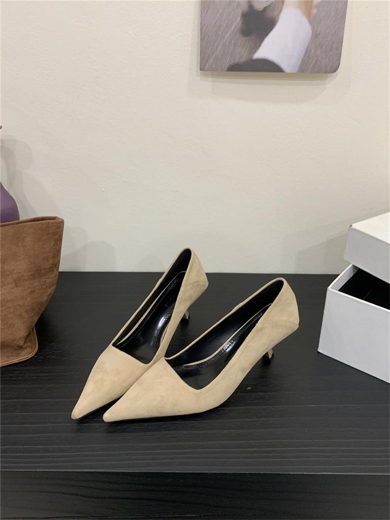 Damen High Heels Frühling und Herbst 2025 neu Feenstil dünner Absatz spitze Zehenpartie flacher Ausschnitt mittlerer Absatz Einzelne Schuhe