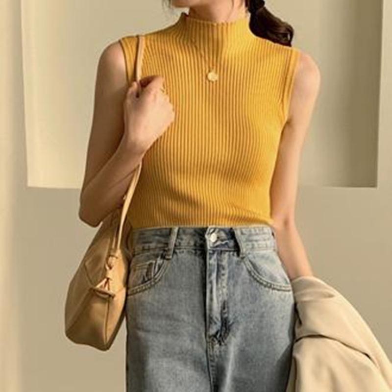 Halter Female Summer Outside Wearing Retro Hong Kong Flavor with A Suit Sleeveless Top Korean Version of Simple with A Bottom Knit Vest