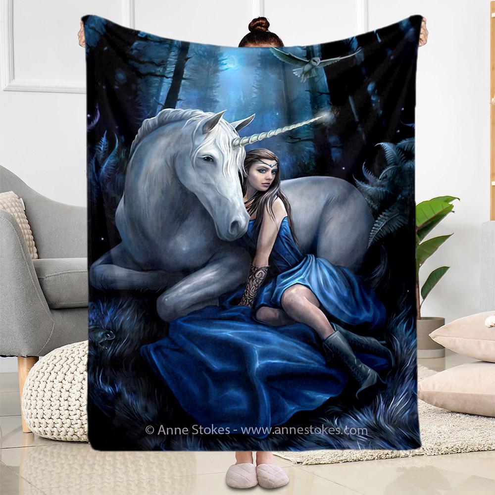Gothic Style Blanket Ultra-Soft Perfect for Office Bedding Couch All-Season Use Playful Design Gifts For Family Or Friends