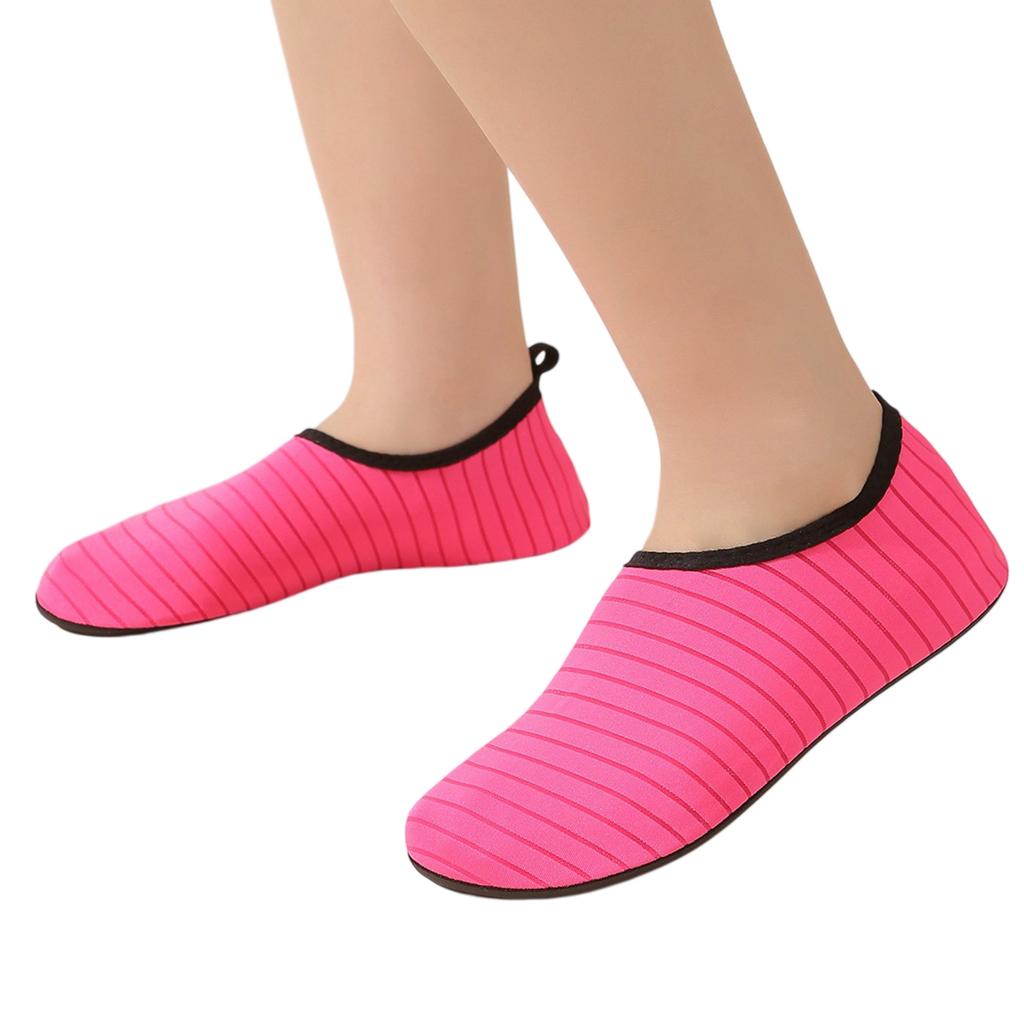 Kinder Wasserschuhe Schnelltrocknend Zum Hineinschlüpfen Strandschuhe Leichte Flexible Sohle Aqua Socken für Außenpool Schwimmen Surfen Wassersport