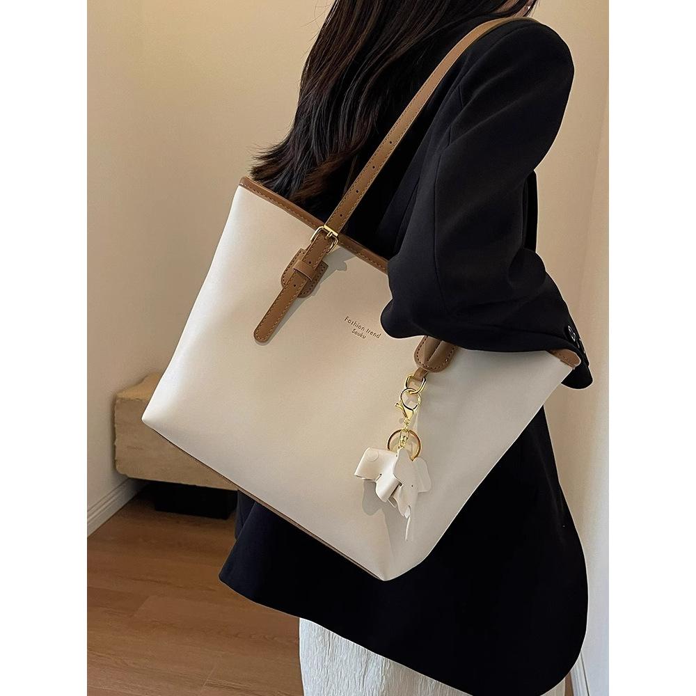 Commuter Large-capacity Bag 2025 New Women's Bag Fashionable Foreign Style Versatile Shoulder Bag High-end Fashion Popular Tote Bag