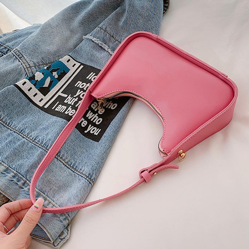 2023 New Stylish Shoulder Bag Casual Commuter Armpit Bag Trendy Bag Women's Summer Tote