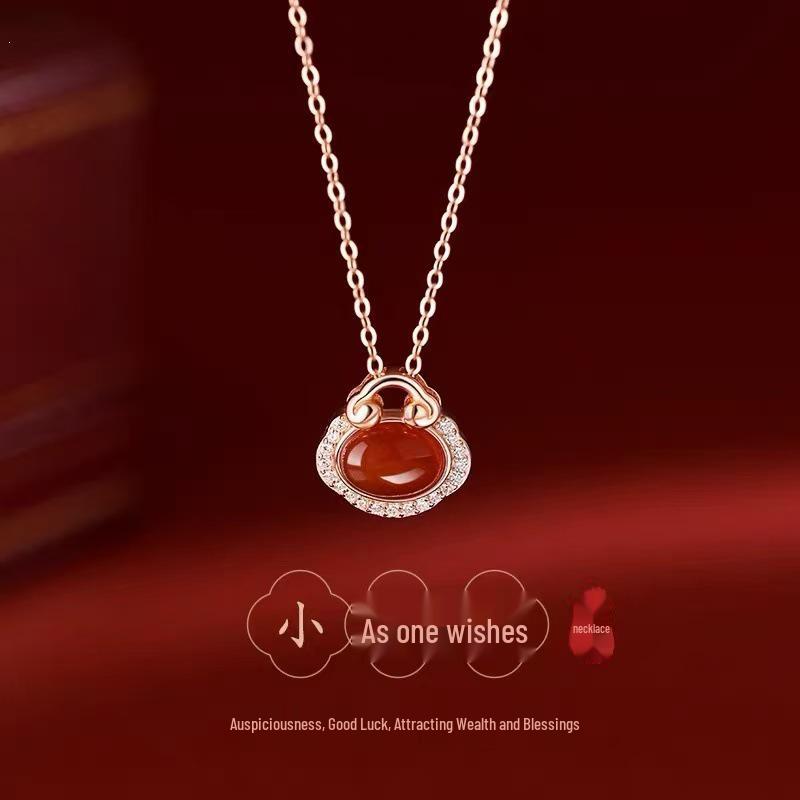 925 Gold-Plated Agate Fortune Lock Necklace for Women's Chinese New Year 2025, Year of the Snake, High-End Clavicle Chain.