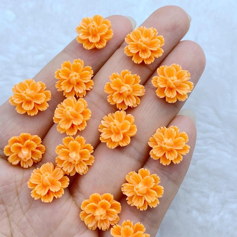 60 Stück Neu Süß 12mm Mini Kleine Blume Serie Harz Flache Rückseite Verzierungen Schmuckherstellung Maniküre Haarschmuck Zubehör