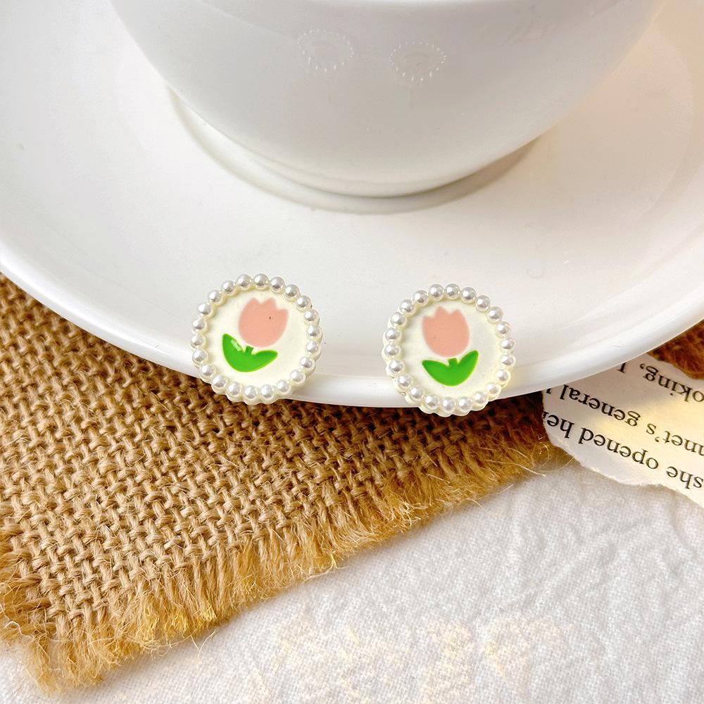 High-Grade Green Floral Pearl Earrings - Silver Needle Lily of the Valley and Tulip Design