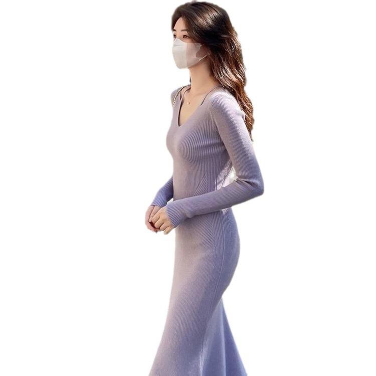 Temperament V-neck Knitted Dress Autumn/Winter Women's Wear Gentle Style Slim Fit Hip Hugging Sweater Dress