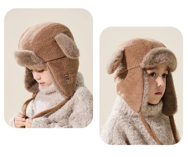 Kids' 2025 Autumn/Winter Lei Feng Hat: Thickened Pom-Pom Ear Protection, Plush Warmth for Boys & Girls.