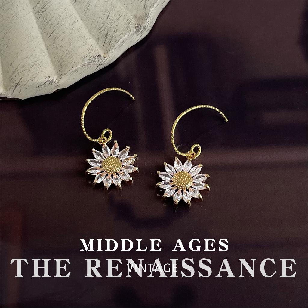 

French retro micro-zircon sunflower earrings elegant Mori earrings
