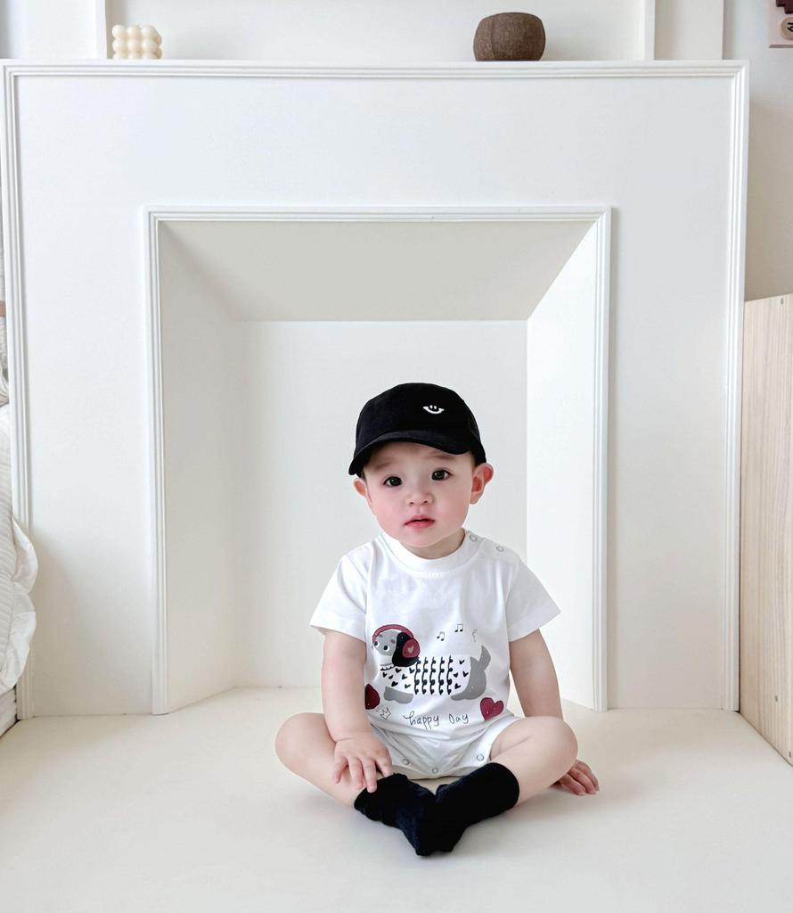 Baby- und Kleinkind Cartoon-Print Kurzarm-Strampler und T-Shirt Set mit Modischen Baby-Shorts - Sommer-Trend