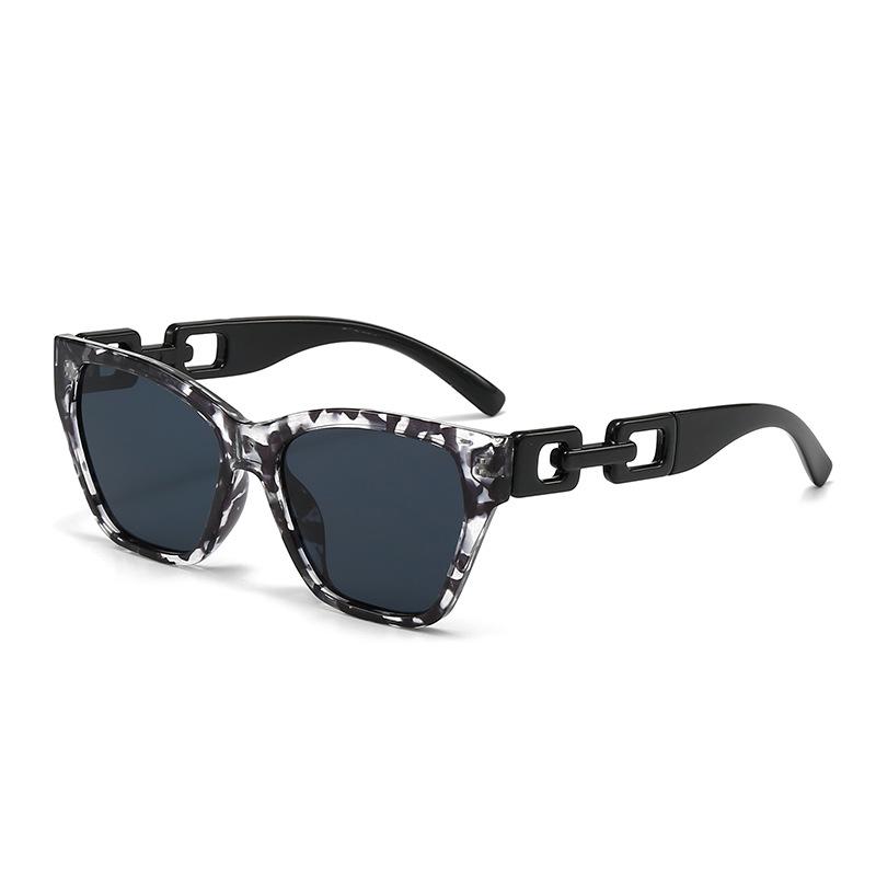 Stylish Women s Square Frame Sunglasses - European  American Design