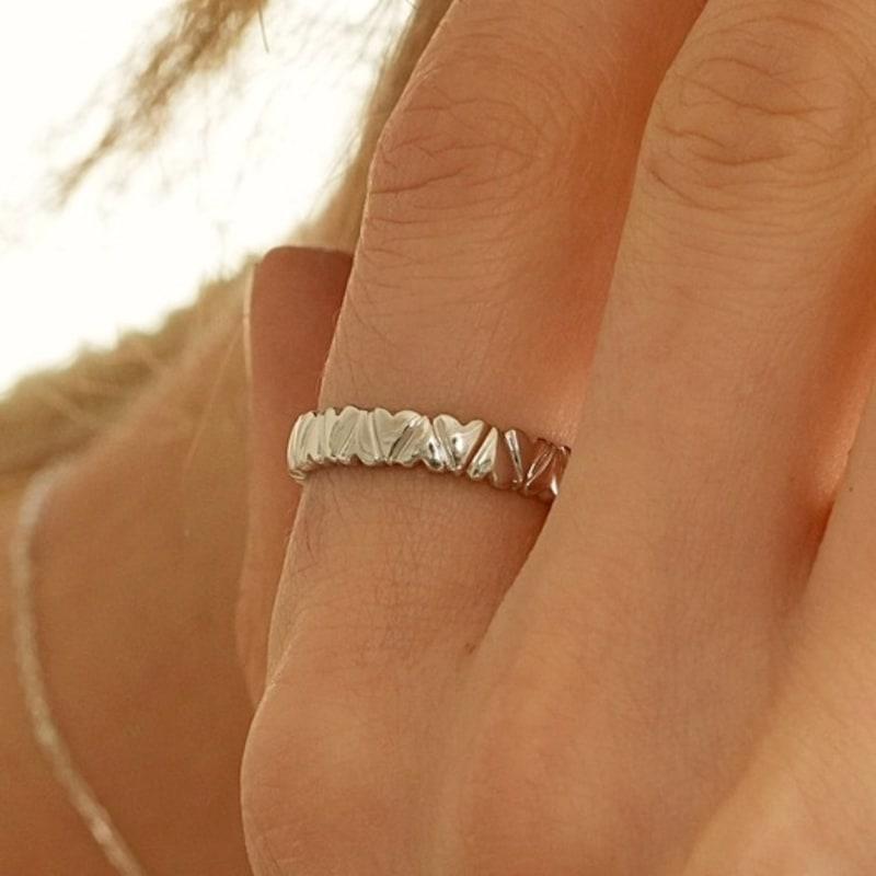 BELLOOGGI Heart Texture Band Ring