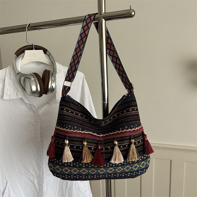 New tassel cloth bag retro literary and artistic large-capacity shoulder messenger tote bag