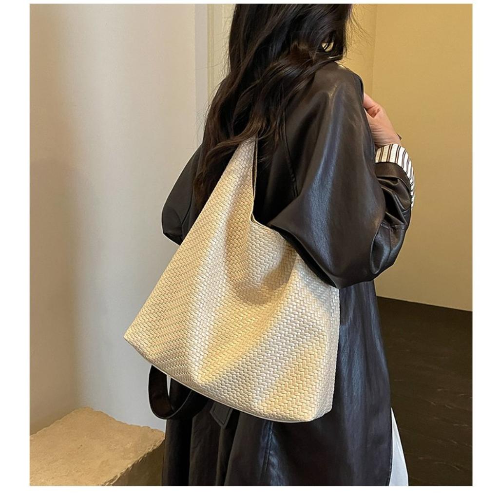 Xeie Thuk Tote Bag Women PU Woven Shoulder Daily