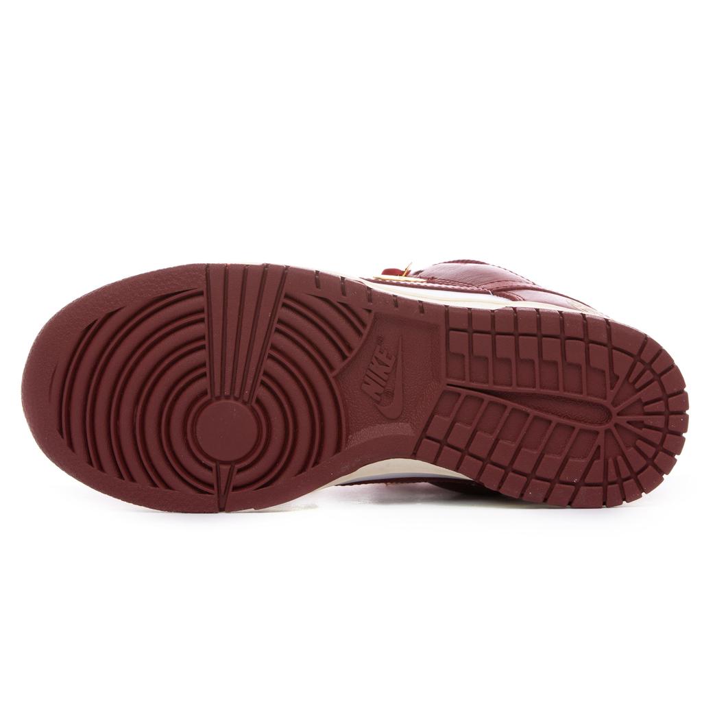 Nike Dunk Low PRM Low top Skateboard Shoes Women's White Red Gold FJ4555-100(Team-)-Random packaging bags